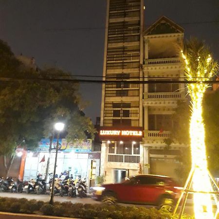 Luxury Hotel 2 Hp- By Bay Luxury ไฮฟอง ภายนอก รูปภาพ