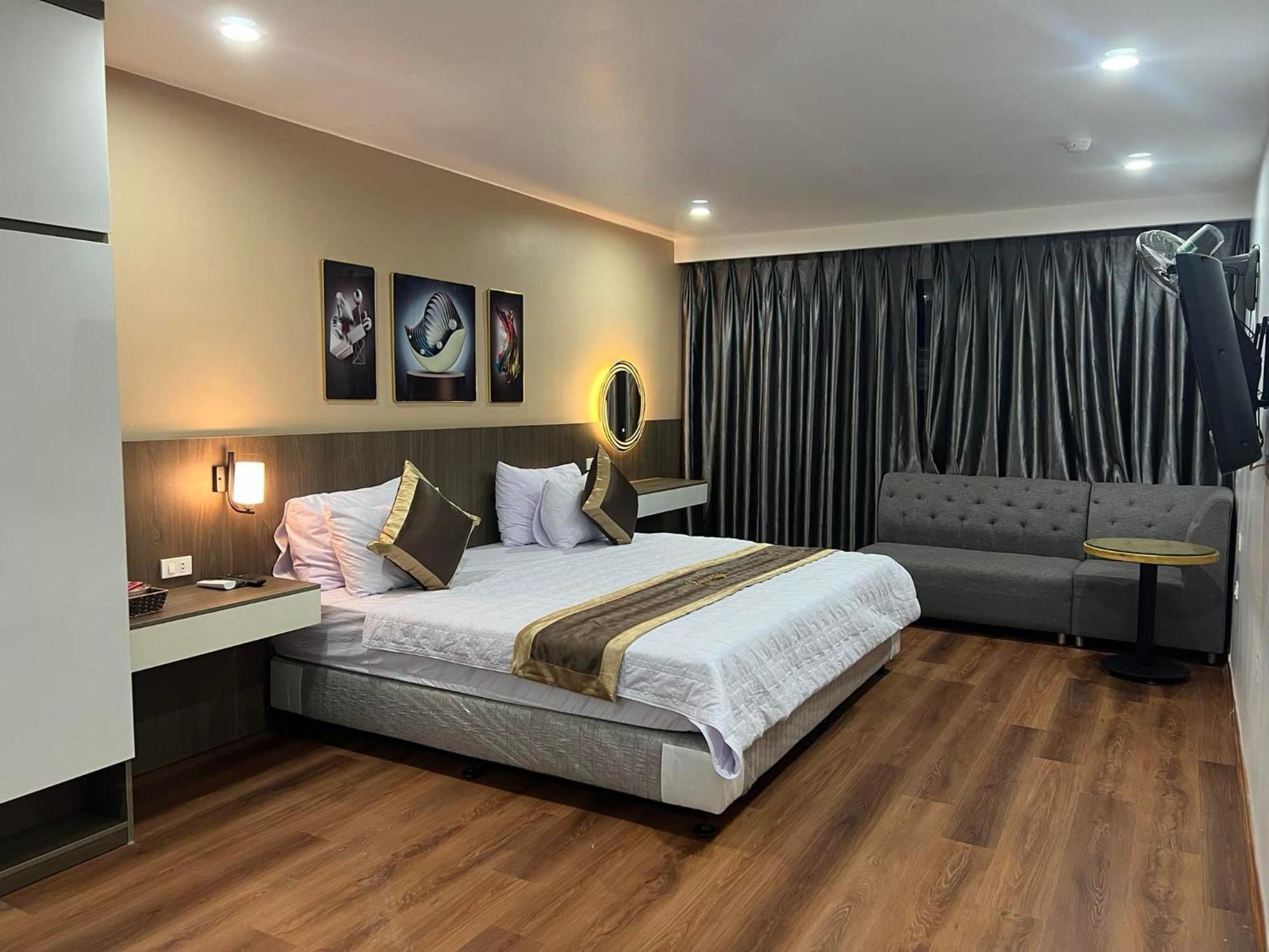 Luxury Hotel 2 Hp- By Bay Luxury ไฮฟอง ภายนอก รูปภาพ